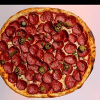 پیتزا پپرونی هالوپینو ایتالیایی