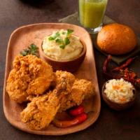 مرغ سوخاری اسپایسی 3 تکه با پوره