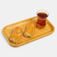 شیرینی نان خامه ای سر پسته ای