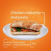 نان چاباتا فیله مرغ با سس پستو