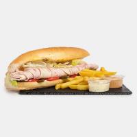ساندویچ ژامبون گوشت و مرغ (سرد)