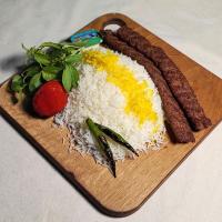 چلو کباب کوبیده (دو سیخ)