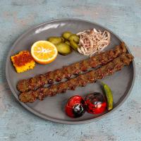 خوراک کباب کوبیده (دو سیخ)