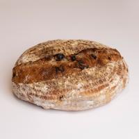 نان خمیر ترش کشمش و گردو