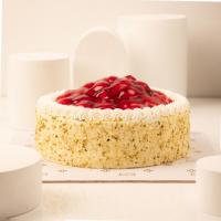 کیک توت فرنگی