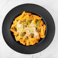 پاستا بیف رُزه