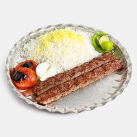 چلو کباب کوبیده (دو سیخ)