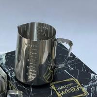 پیچر استیل دسته دار مدرج سایز 550 میلی لیتر