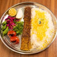 چلو کباب دو رنگ