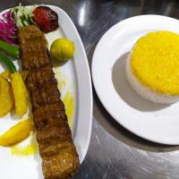 چلو کباب لقمه زعفرانی