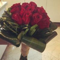 دسته گل رز قرمز درجه 1