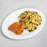 زرشک پلو با ران مرغ سس پز