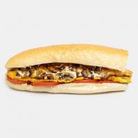 ساندویج فیله پلاس با قارچ و پنیر پیتزا