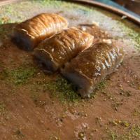 باقلوا بادام