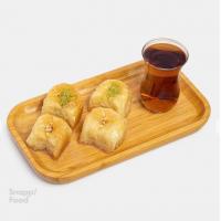 باقلوا نارگیلی شیر عسلی