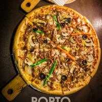 پیتزا بلونیز ایتالیایی