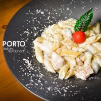 پاستا چیکن آلفردو