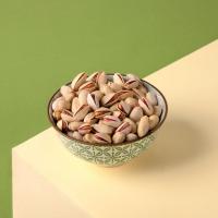 پسته احمد آقایی خام