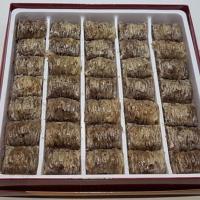 باقلوا انگشتی گردویی و دارچینی