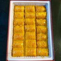 باقلوا انگشتی بادام و زعفران