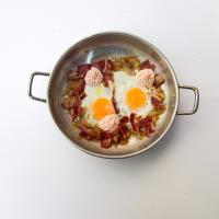 املت بیکن و پیاز کاراملی