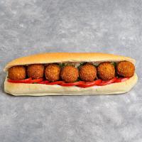 ساندویچ فلافل با سس مخصوص