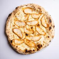 پیتزا مرغ و خامه ناپولیتن