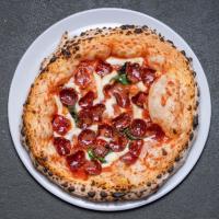 پیتزا سالامی تخمیری ناپولیتن