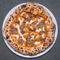 پیتزا استیک و پستو فلفل دلمه ای ناپولیتن