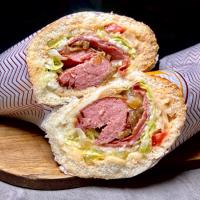 ساندویچ هات داگ بولز