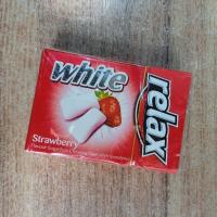 آدامس توت فرنگی برند ریلکس