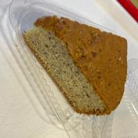 کیک گردو یک اسلایس