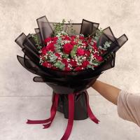 دسته گل شب سرخ