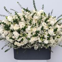 باکس گل تسلیت هیوج