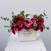 باکس گل نغمه های قرمز