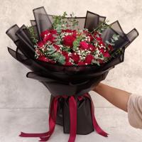 دسته گل شب سرخ