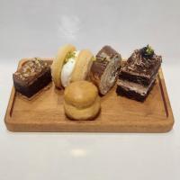 شیرینی تر مخلوط