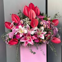 باکس گل نورا