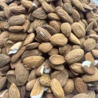 مغز بادام ایرانی خام