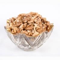 مغز گردو فسنجانی