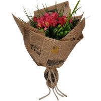 دسته گل آلسترومریا نارنجی تزئین شده 