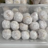 شیرینی گلوله برفی 400 گرم (20 تا 30 عدد)