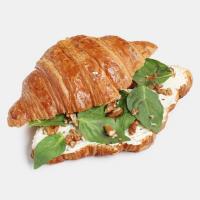 کراسان پنیر گردو