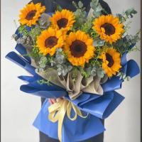 دسته گل آفتاب گردان گرد