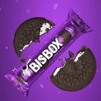 بيسکويت کاکائویی با کرم وانيلی