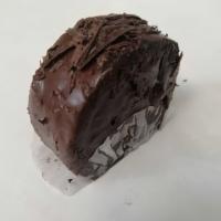 رولت شکلاتی گرد با روکش نوتلا