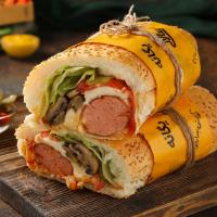 ساندویچ هات داگ با قارچ و پنیر