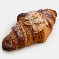 کروسان بادام