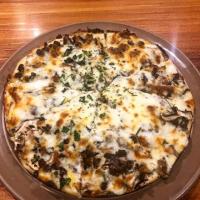 پیتزا بلونیز