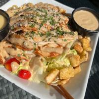 سالاد سزار گریل متوسط.